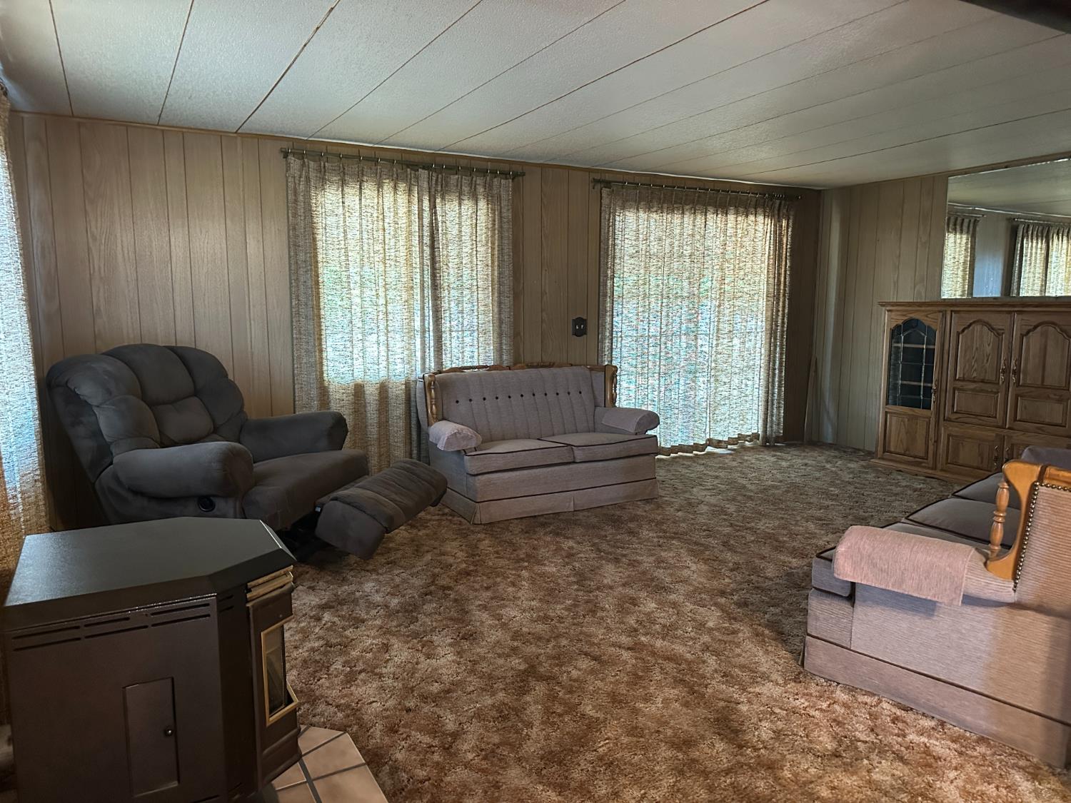 6215 N Bethel Ave, Clovis, CA 93619