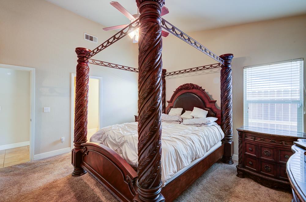 6654 W Alana Dr, Fresno, CA 93722