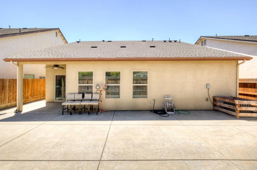 6654 W Alana Dr, Fresno, CA 93722