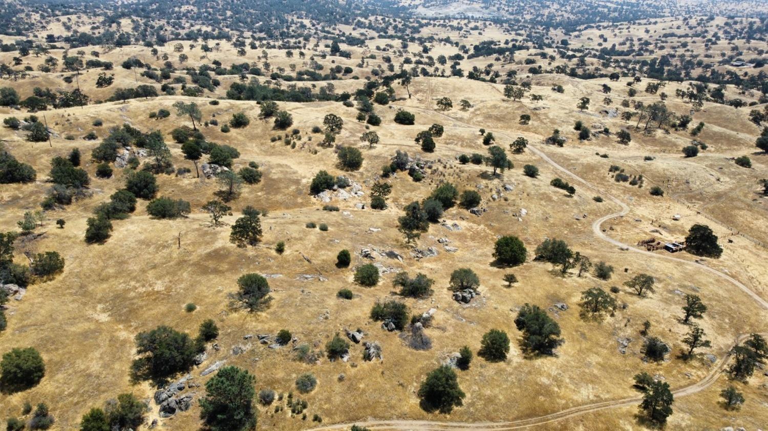 1 Millstream, Madera, CA 93636