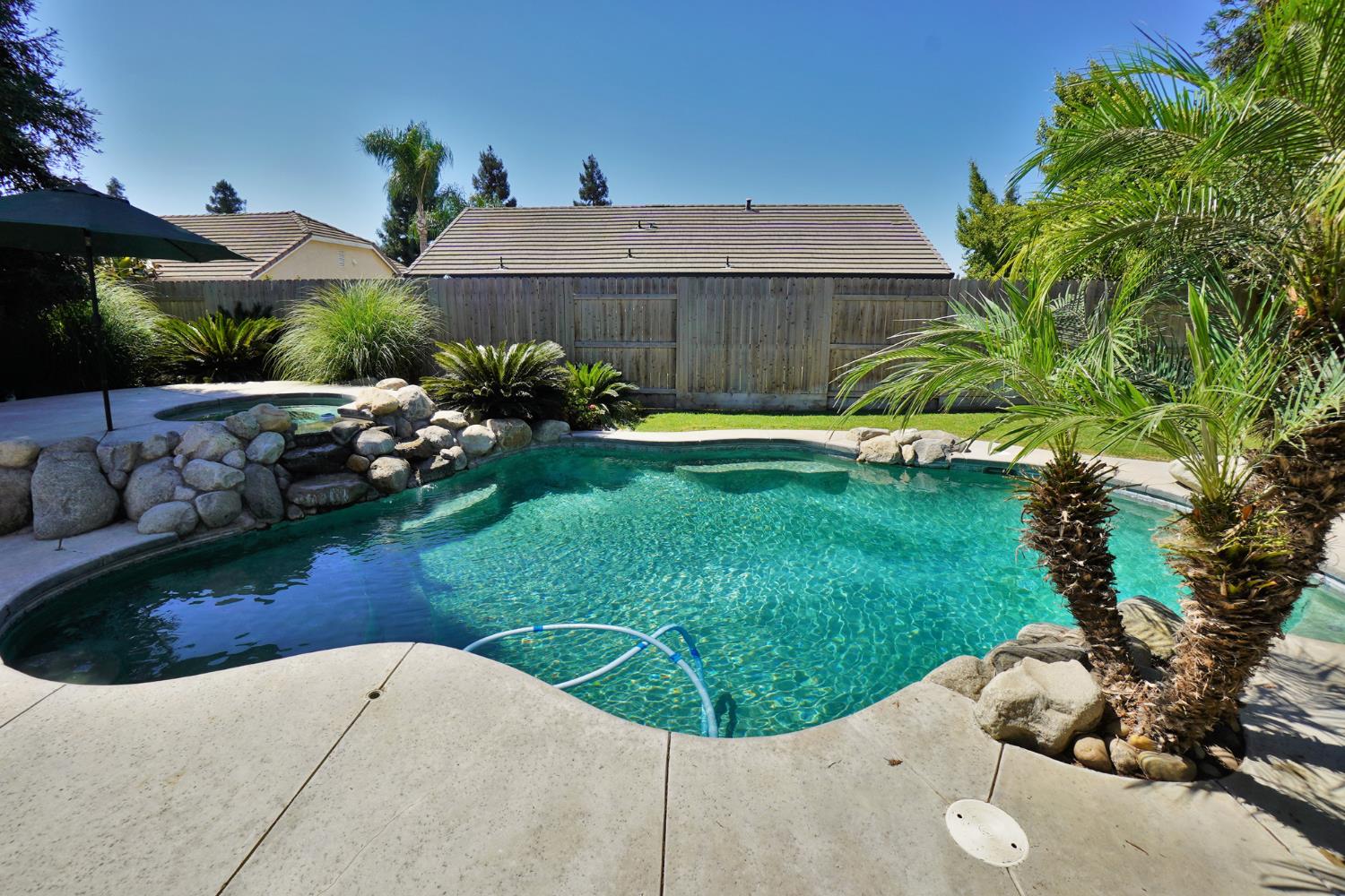 4833 W Ashland Ave, Visalia, CA 93277
