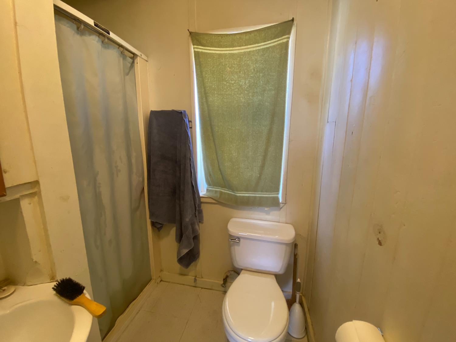 33081 Road 222, North Fork, CA 93643