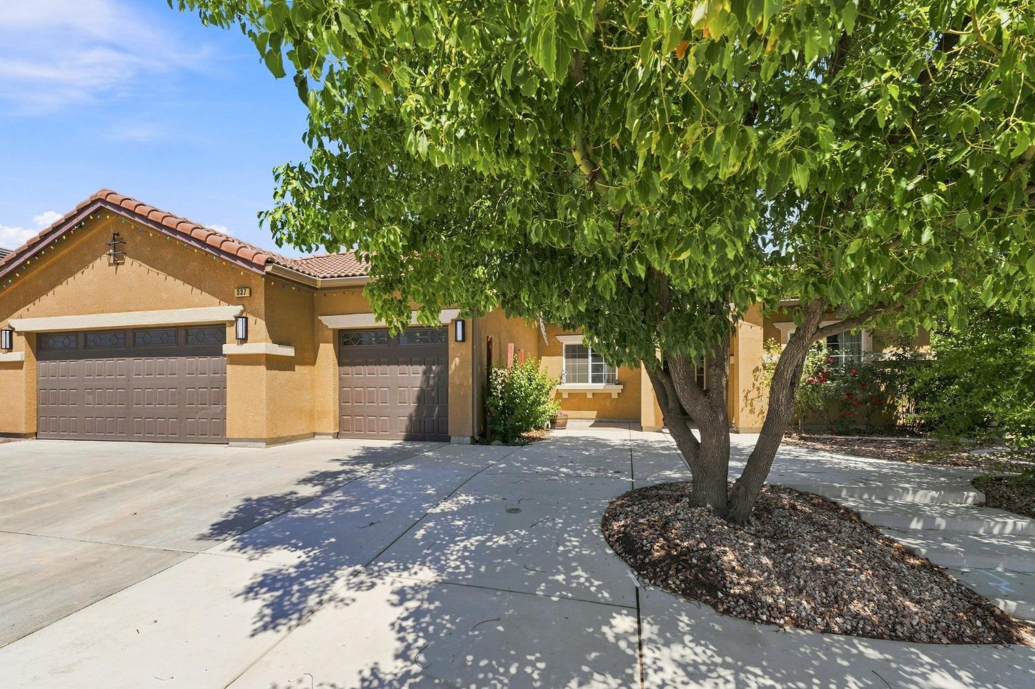 537 S Fordham Ave, Fresno, CA 93727