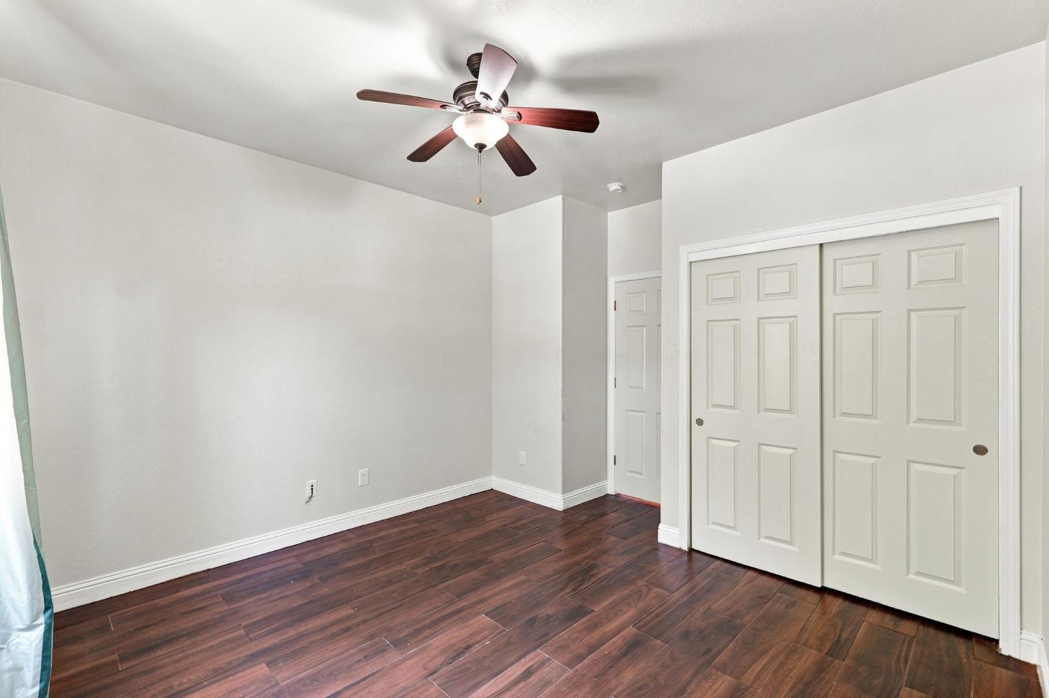 537 S Fordham Ave, Fresno, CA 93727