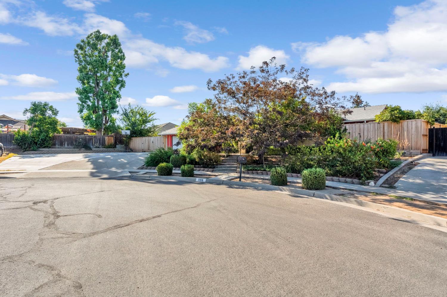1103 W Tenaya Way, Fresno, CA 93711