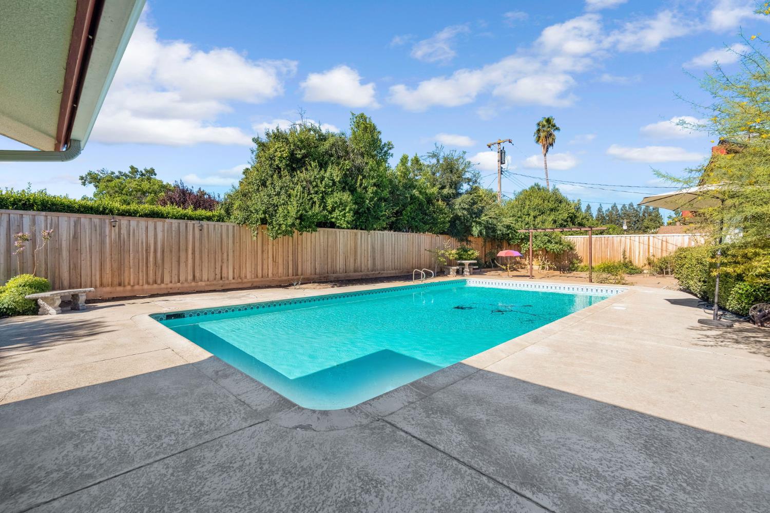 1103 W Tenaya Way, Fresno, CA 93711