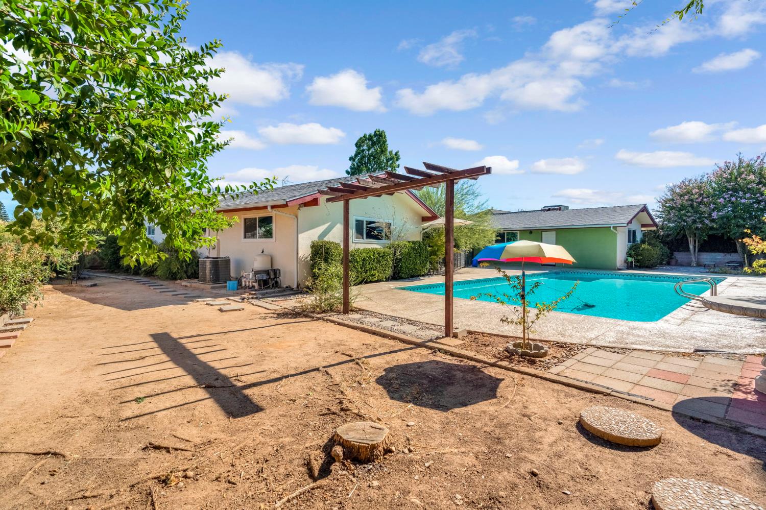 1103 W Tenaya Way, Fresno, CA 93711