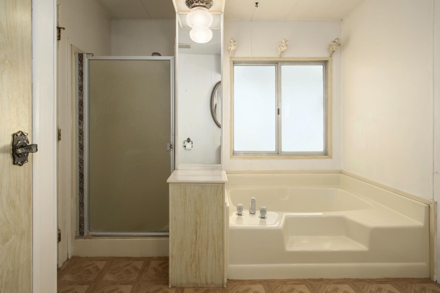 340 N Frankwood #48, Sanger, CA 93657