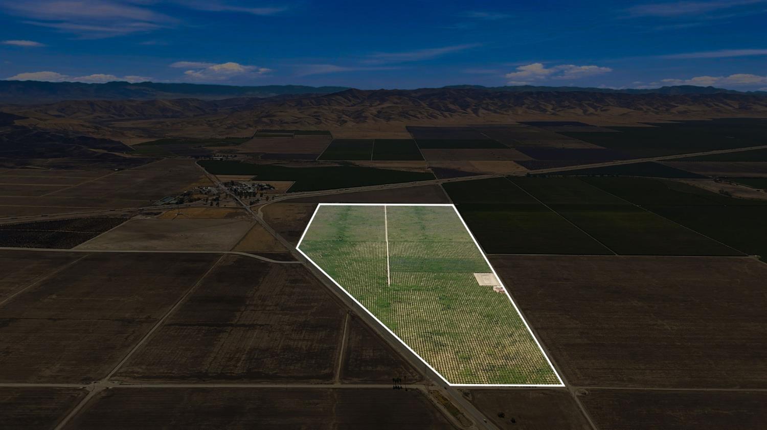 45551 W Panoche Rd, Firebaugh, CA 93622