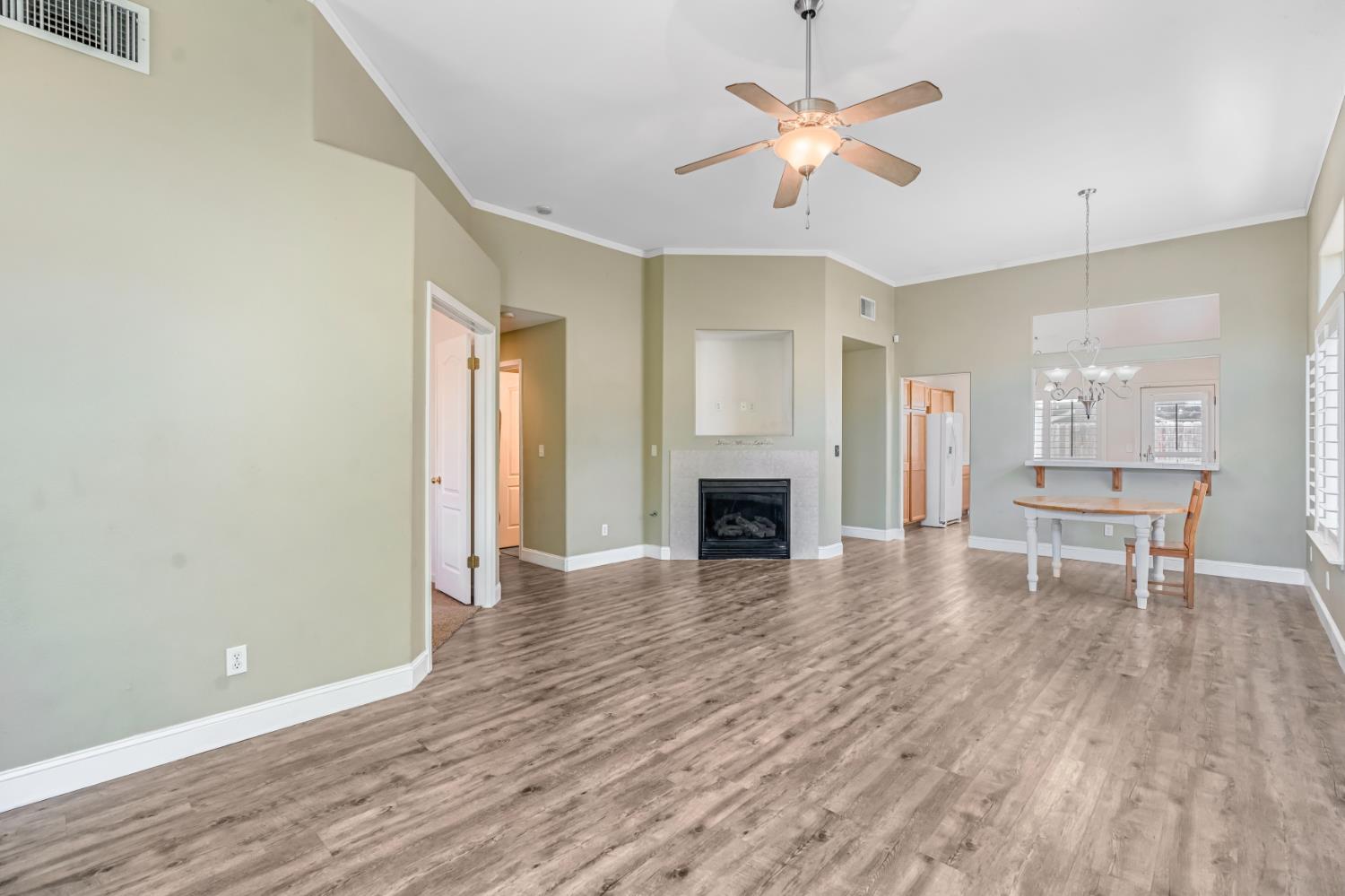 4752 W Fremont Ave, Fresno, CA 93722