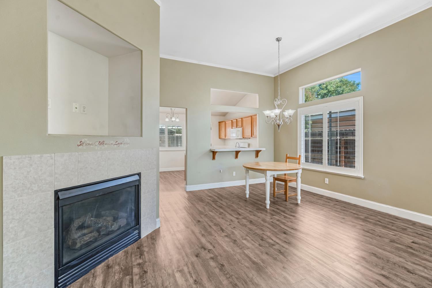 4752 W Fremont Ave, Fresno, CA 93722