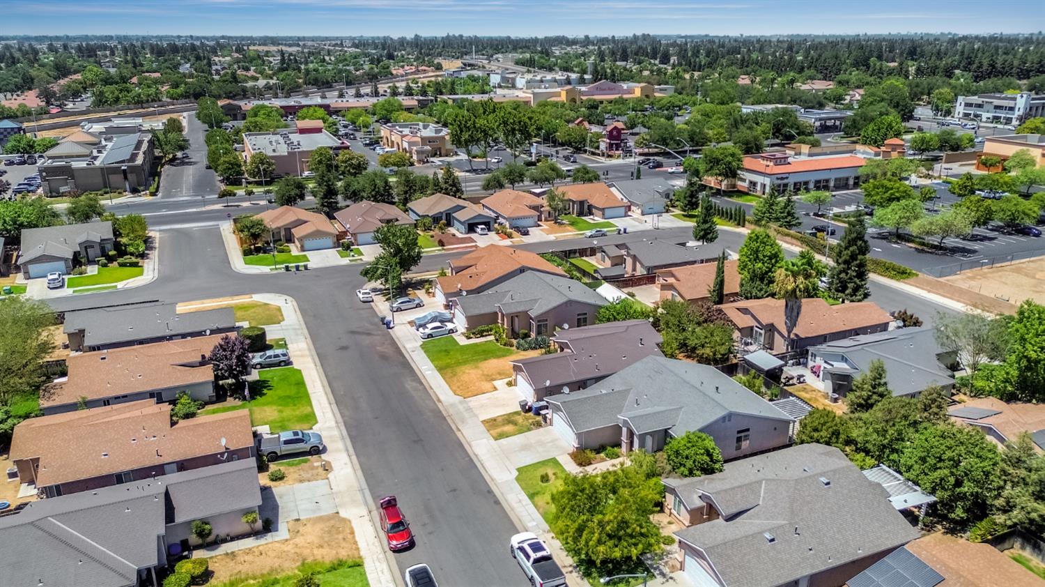 4752 W Fremont Ave, Fresno, CA 93722