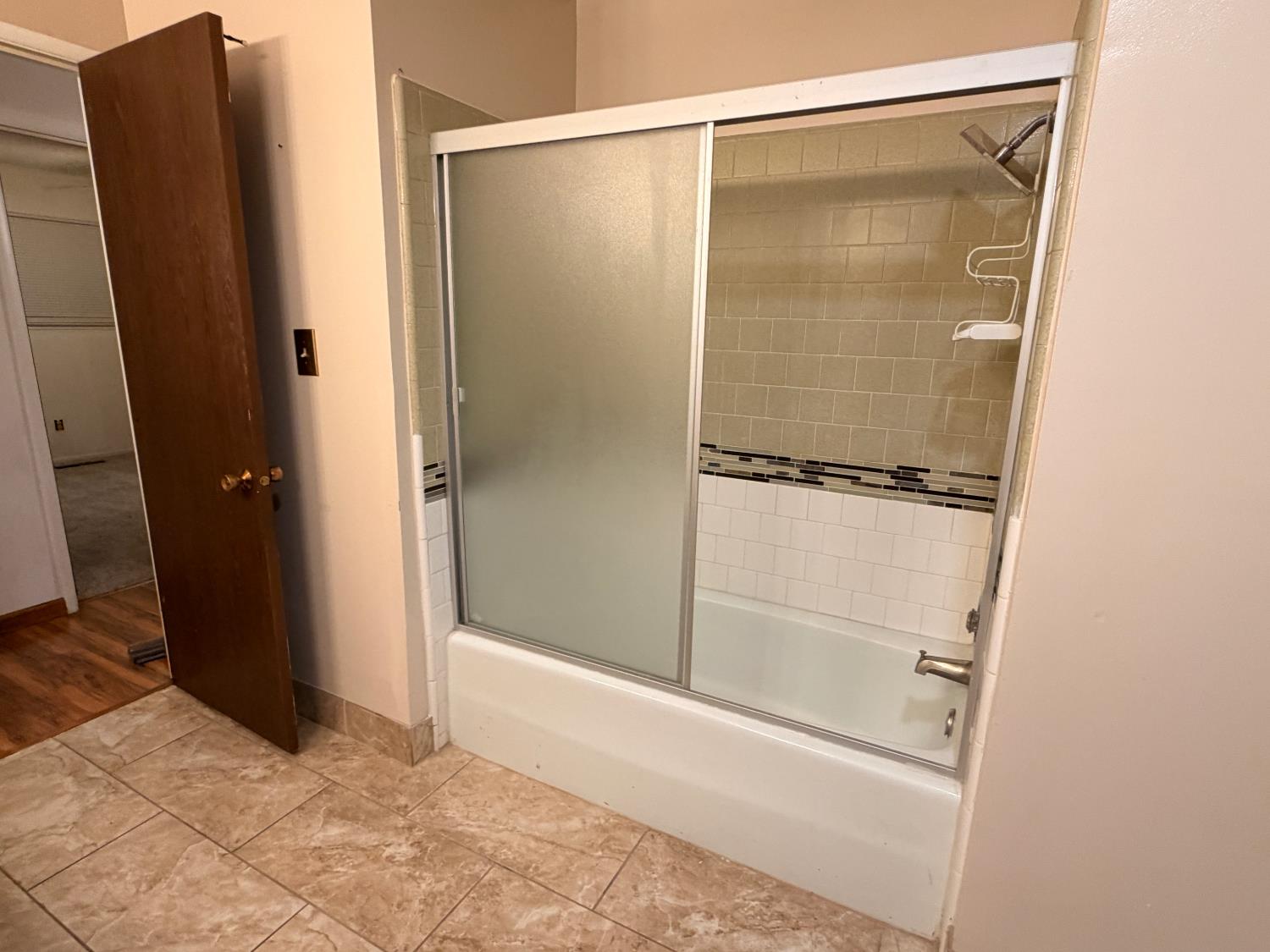 3177 E Tenaya Way, Fresno, CA 93710