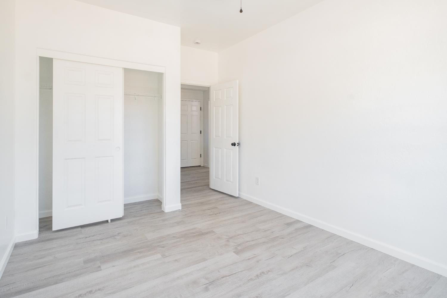 3055 N Bliss Ave, Fresno, CA 93727