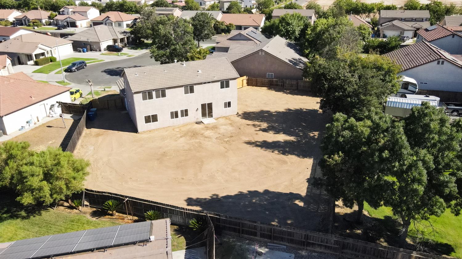 3055 N Bliss Ave, Fresno, CA 93727