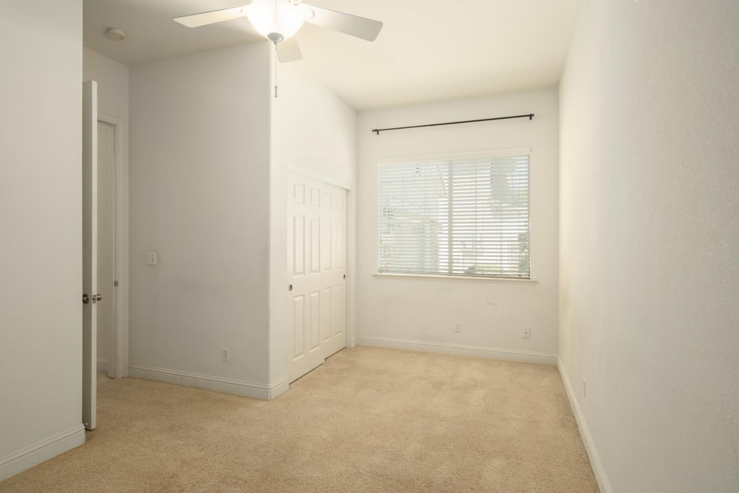 2859 E Muncie Ave, Fresno, CA 93720