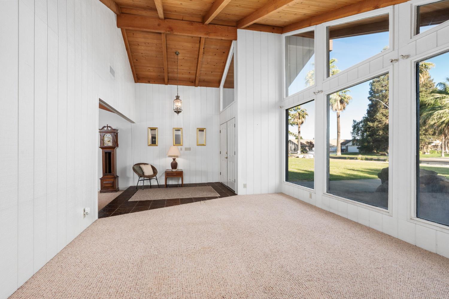 14410 W Kearney Blvd, Kerman, CA 93630
