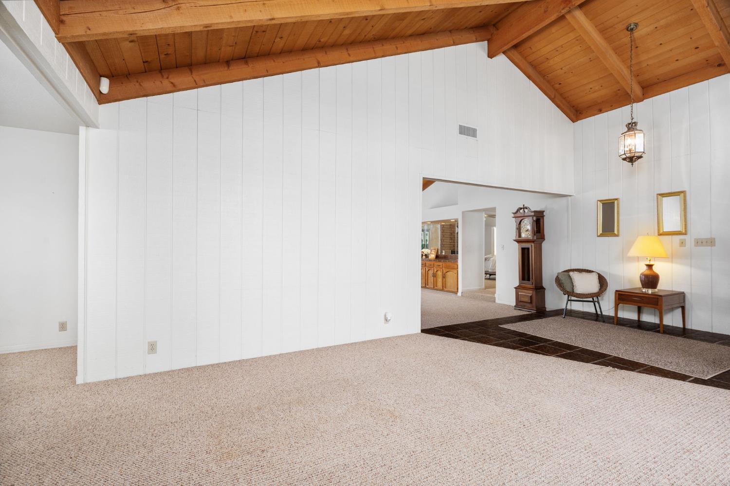 14410 W Kearney Blvd, Kerman, CA 93630