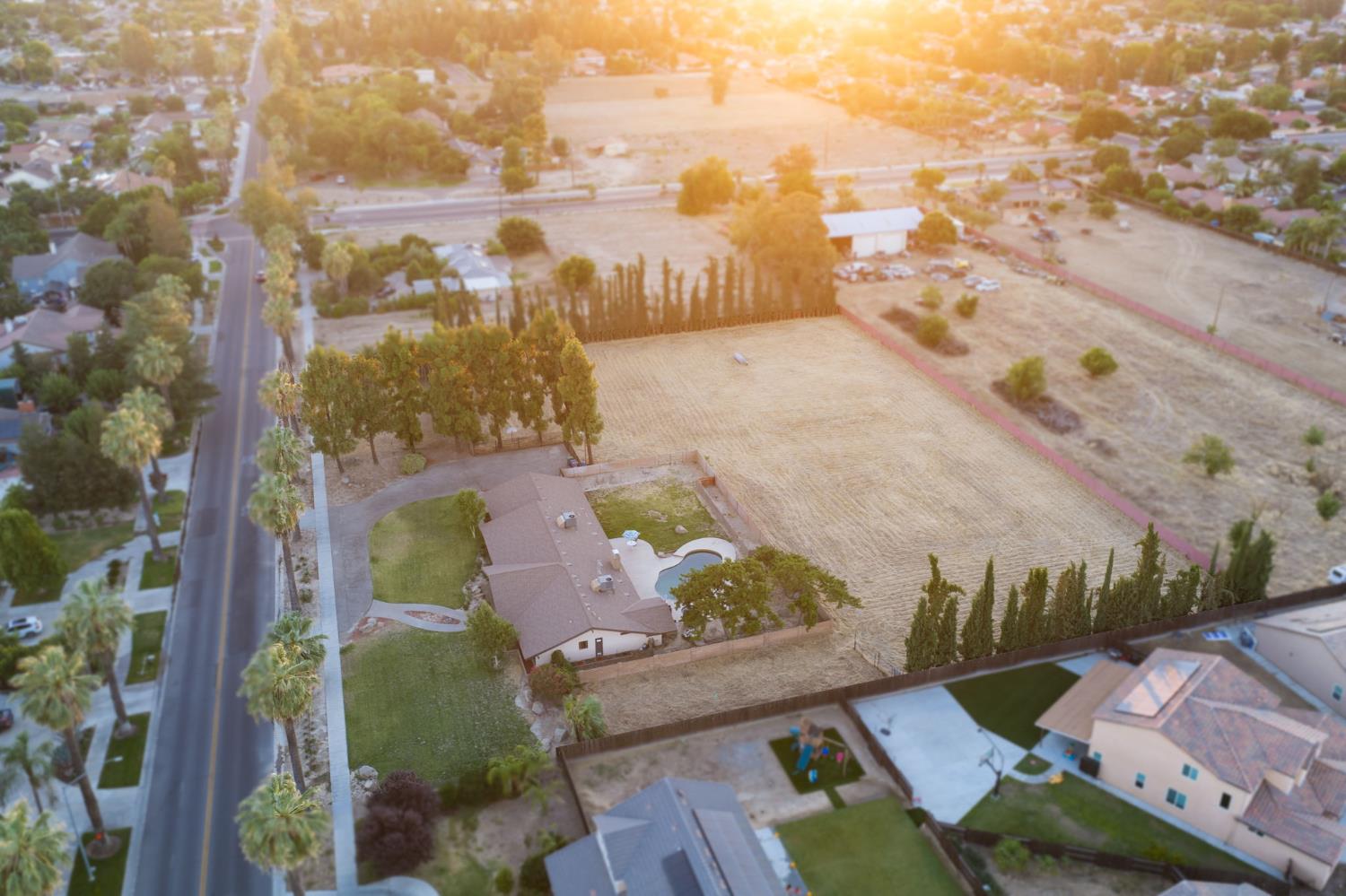 14410 W Kearney Blvd, Kerman, CA 93630