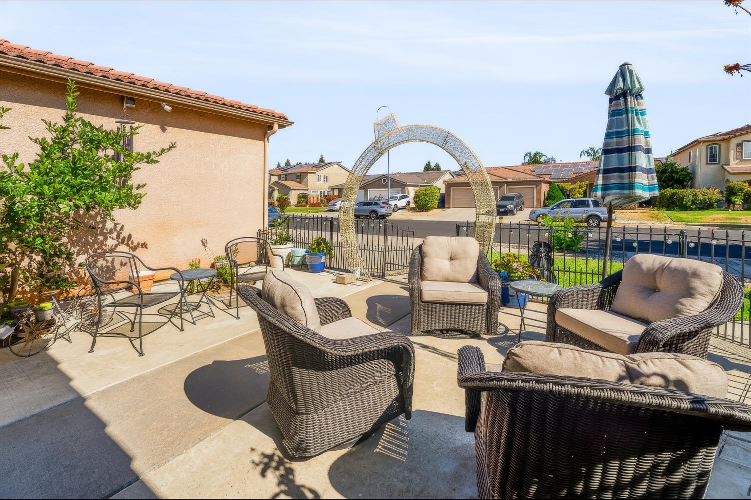 2678 Scott Ave, Clovis, CA 93611