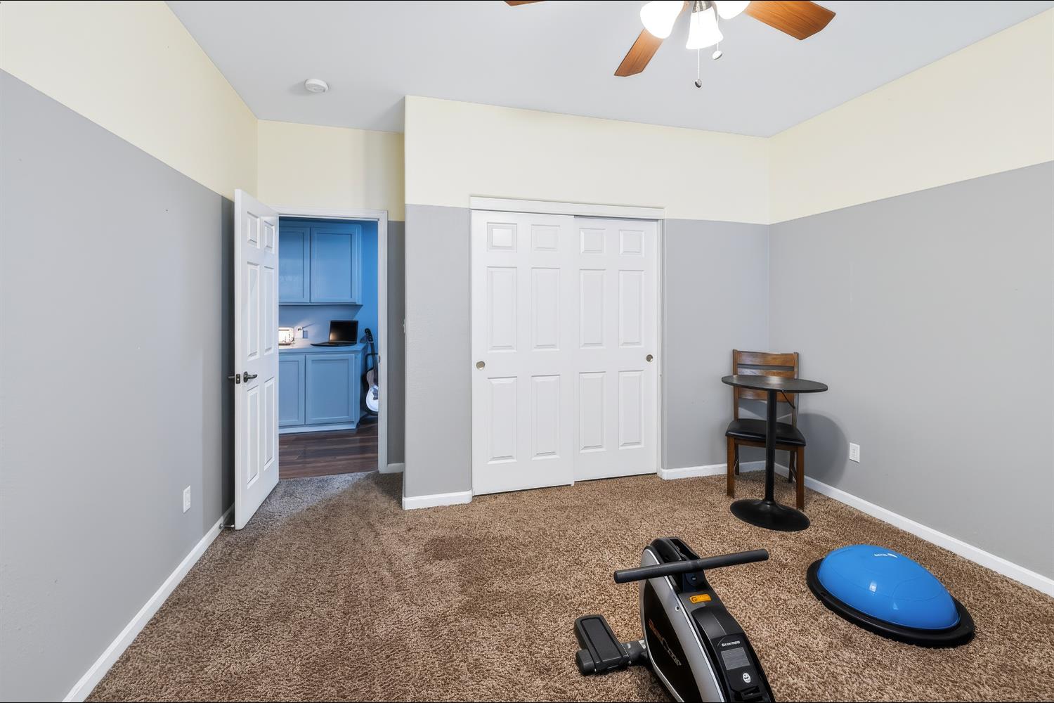2678 Scott Ave, Clovis, CA 93611