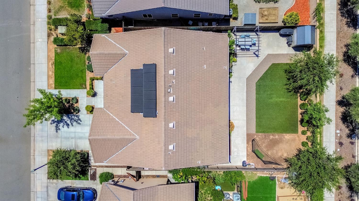 347 Maclure Ave W, Madera, CA 93636