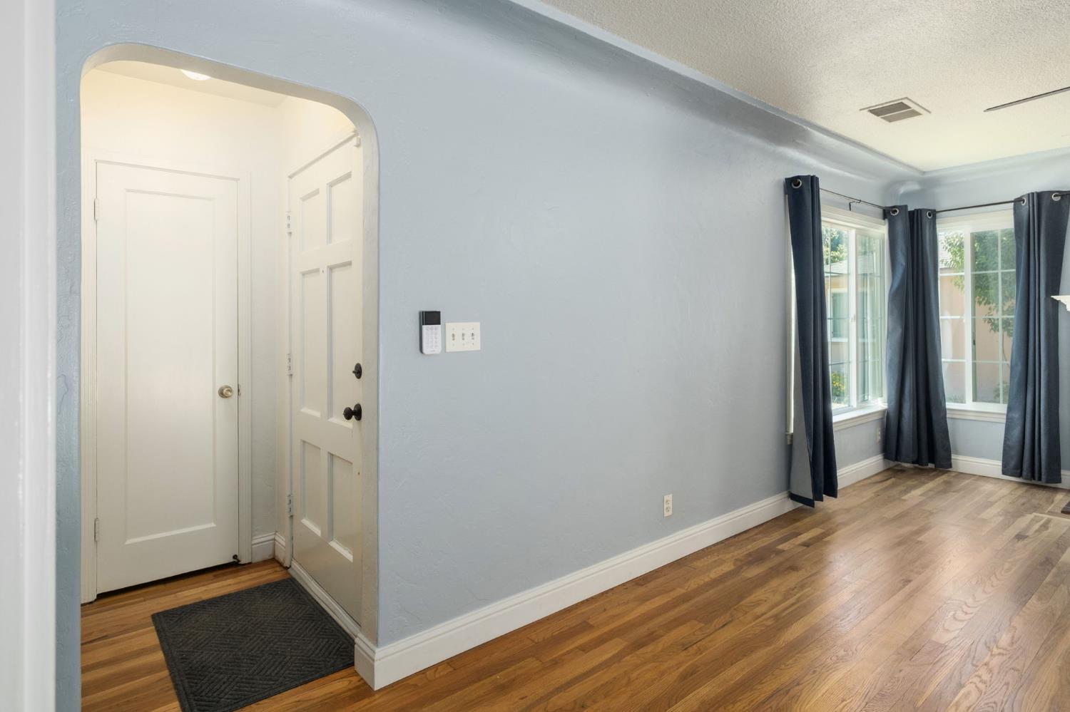 2968 E Terrace, Fresno, CA 93703