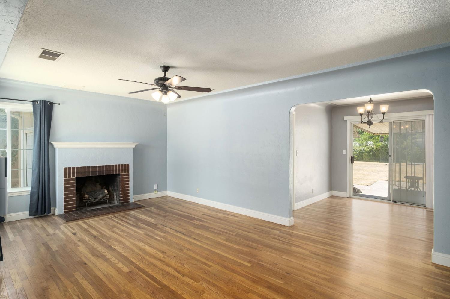 2968 E Terrace, Fresno, CA 93703