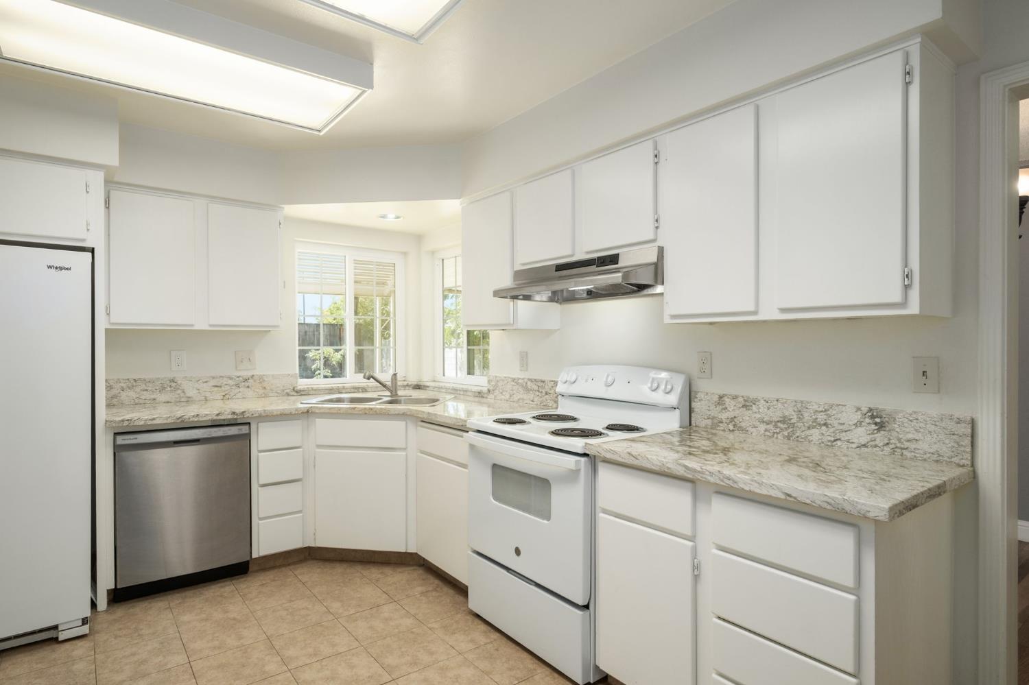 2968 E Terrace, Fresno, CA 93703