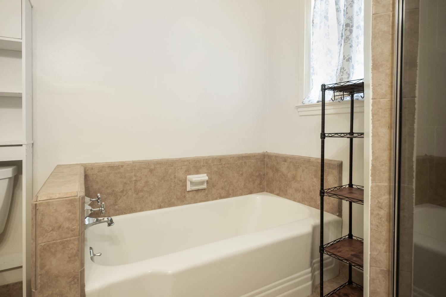 2968 E Terrace, Fresno, CA 93703
