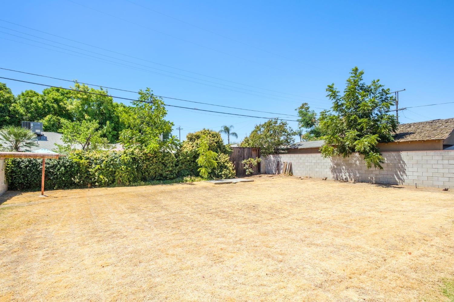 2968 E Terrace, Fresno, CA 93703