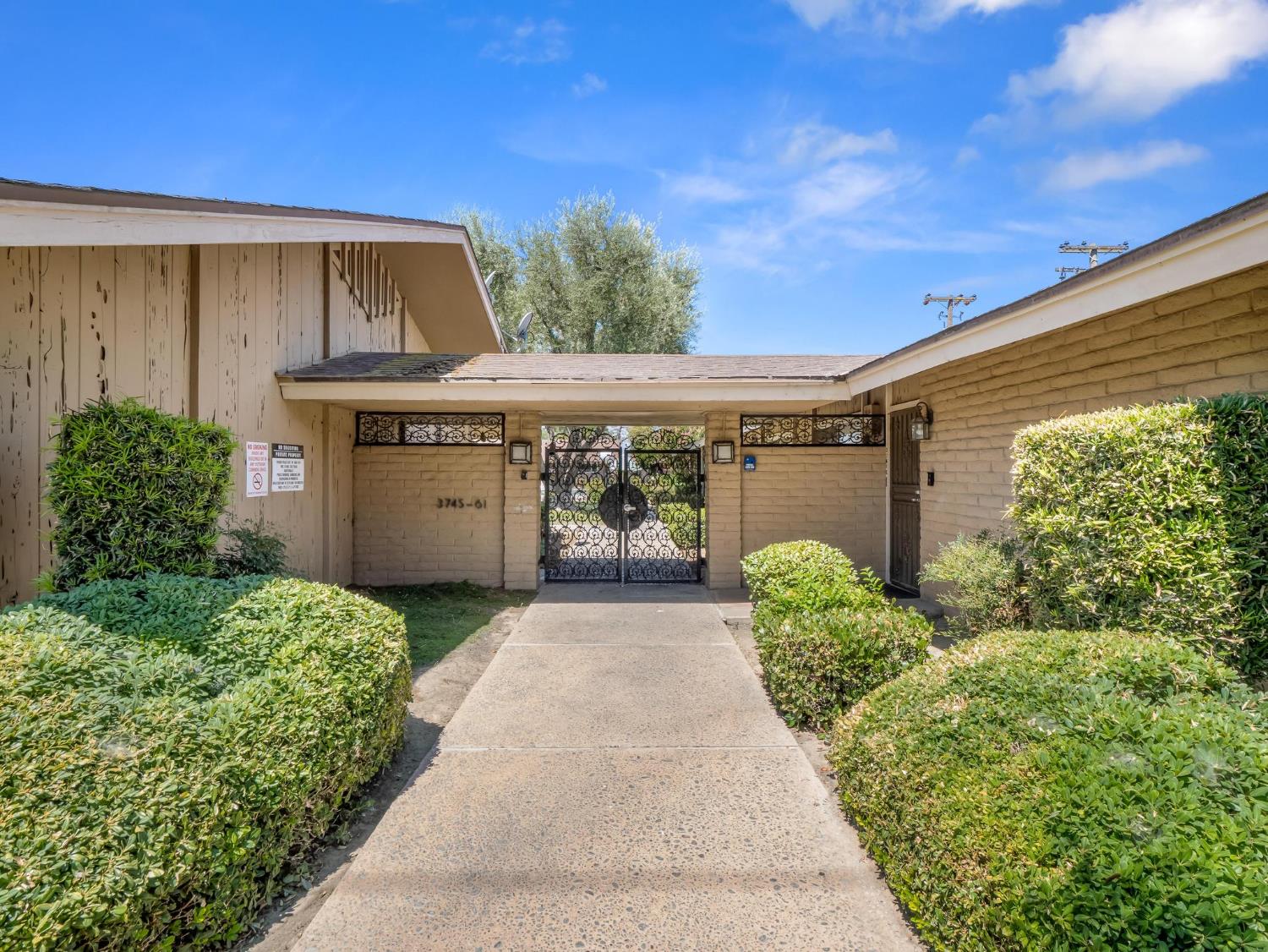3749 N Fruit Ave #C, Fresno, CA 93705