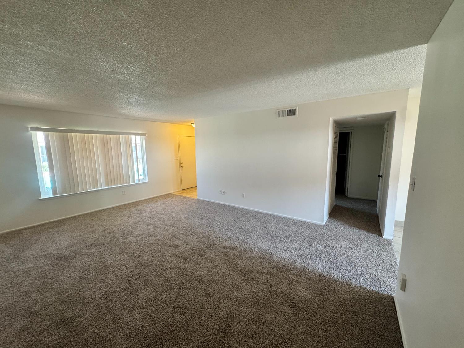 3749 N Fruit Ave #C, Fresno, CA 93705