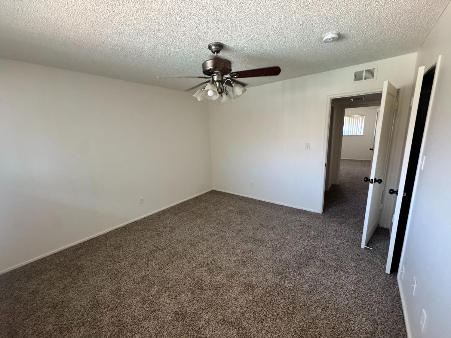 3749 N Fruit Ave #C, Fresno, CA 93705