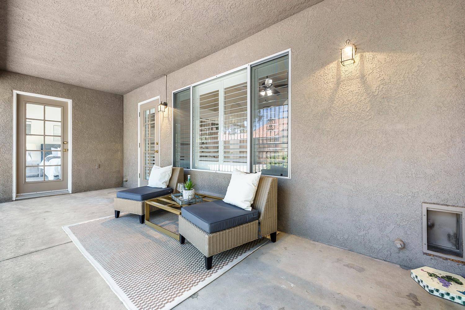 5652 W Beechwood Ave, Fresno, CA 93722