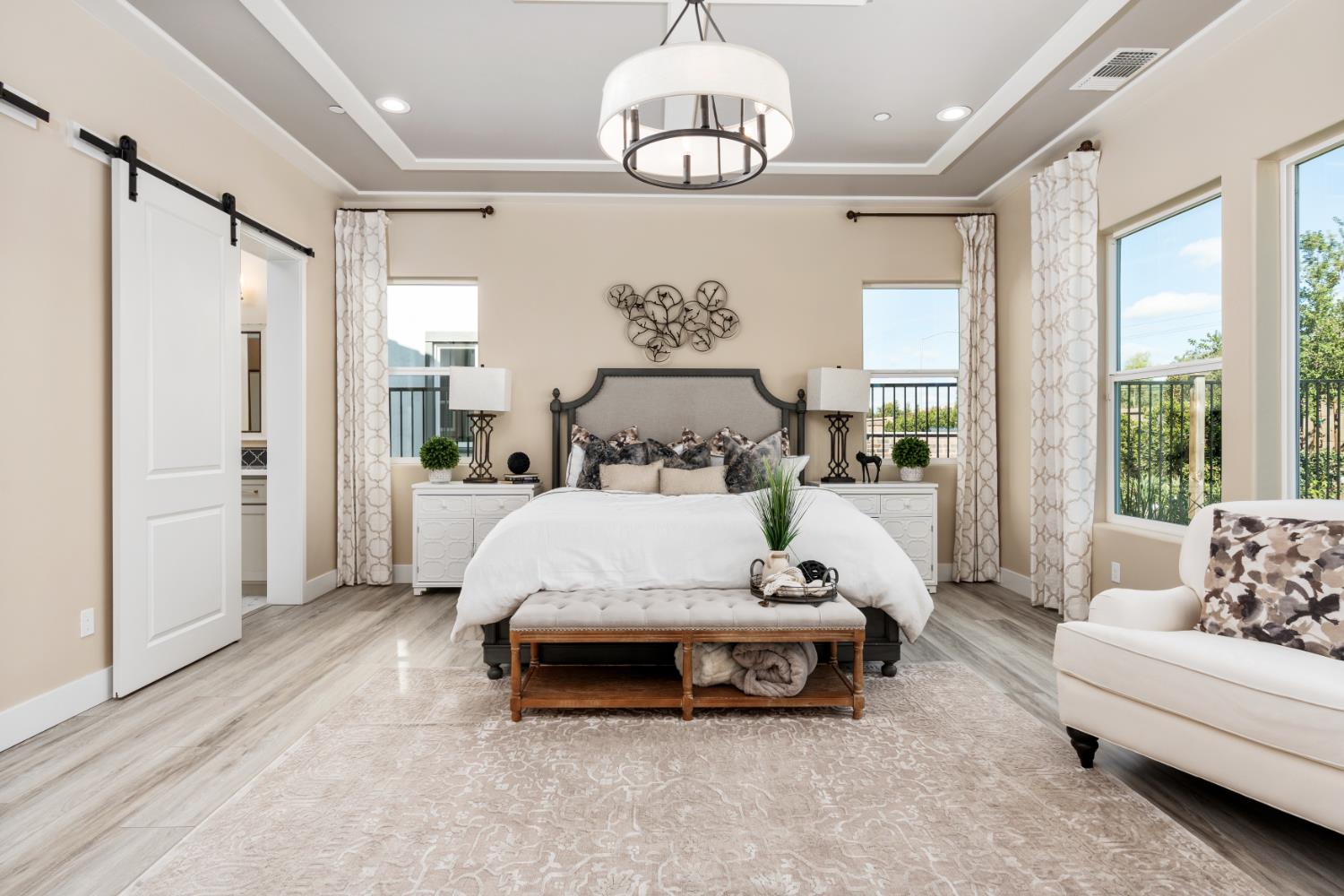 1681 N Shirley Ave, Clovis, CA 93619