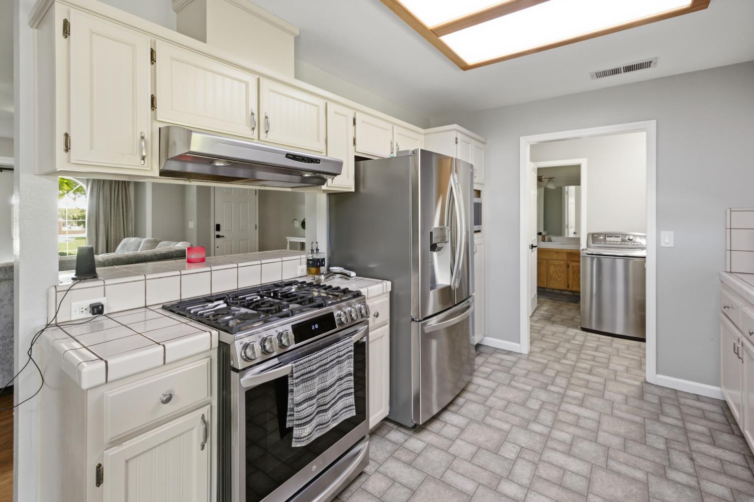 3448 Avenue 416, Reedley, CA 93654