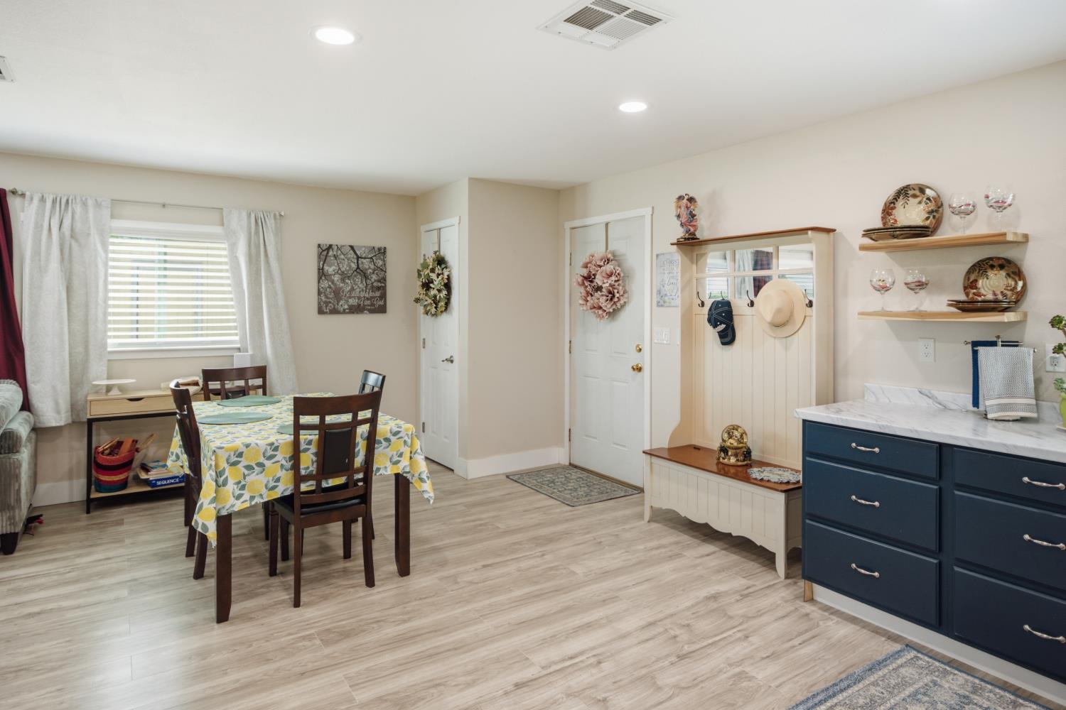 3448 Avenue 416, Reedley, CA 93654