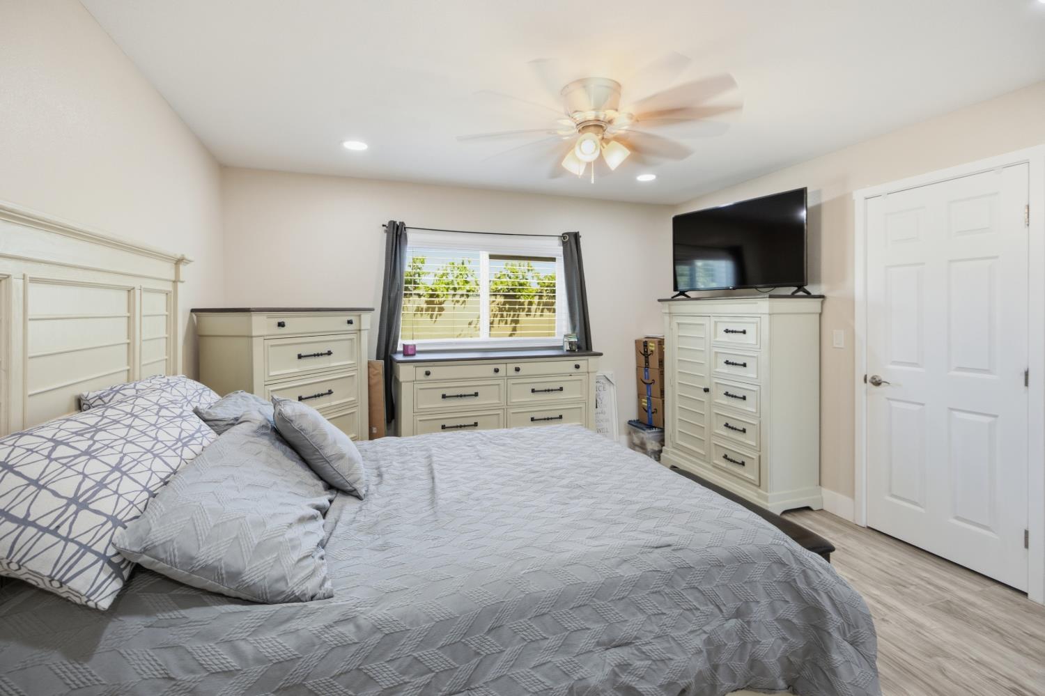 3448 Avenue 416, Reedley, CA 93654