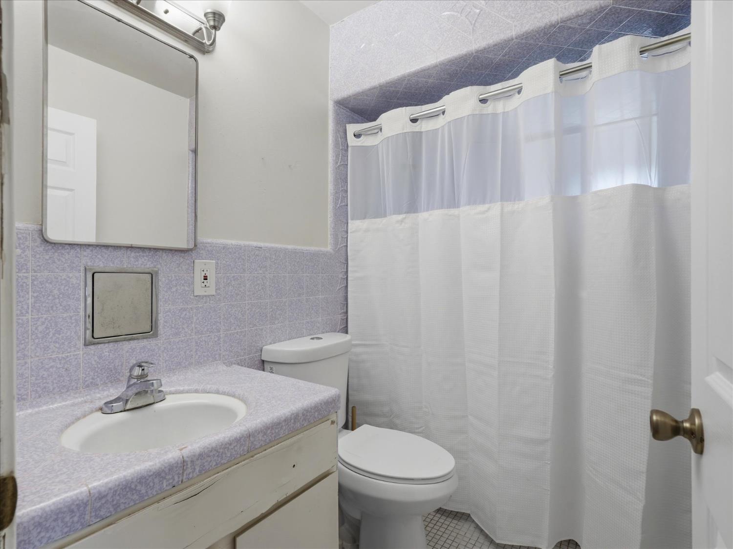 5358 E Tyler Ave, Fresno, CA 93727