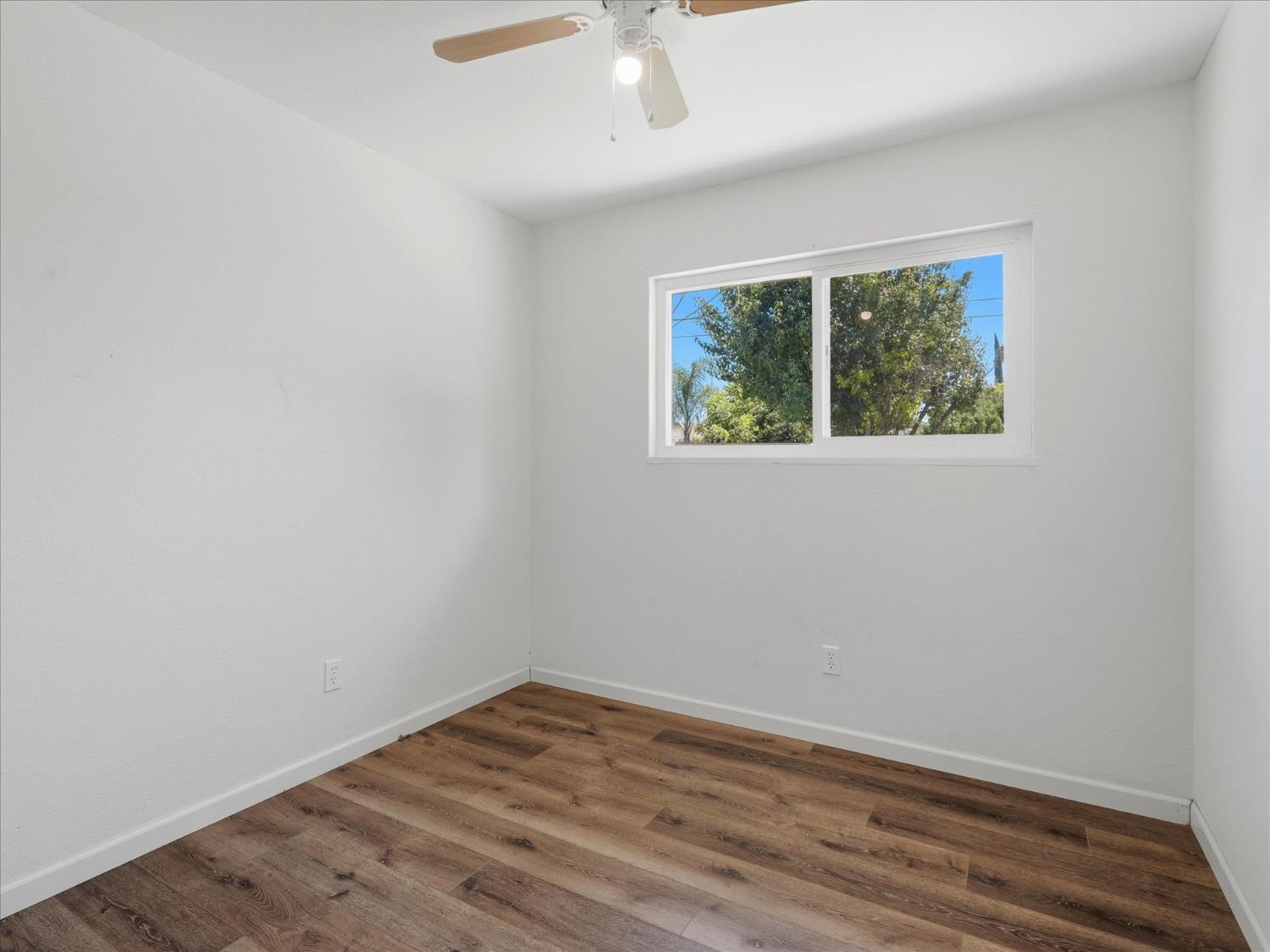 5358 E Tyler Ave, Fresno, CA 93727