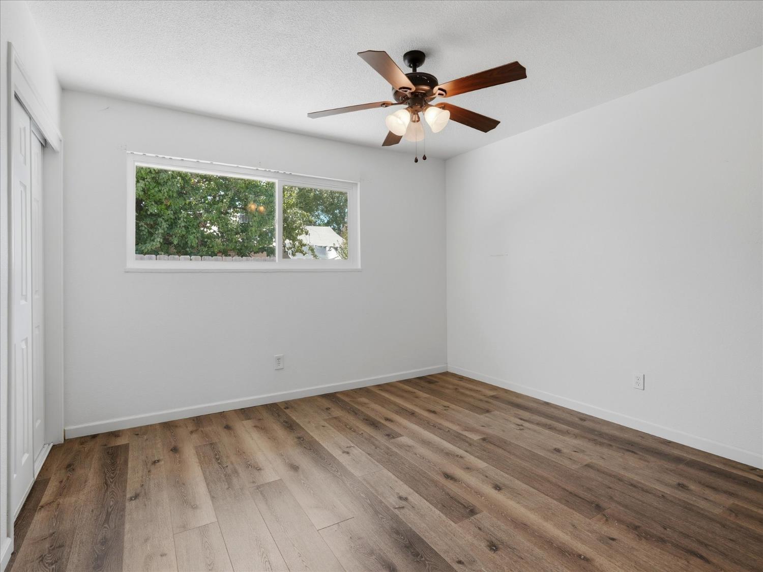 5358 E Tyler Ave, Fresno, CA 93727