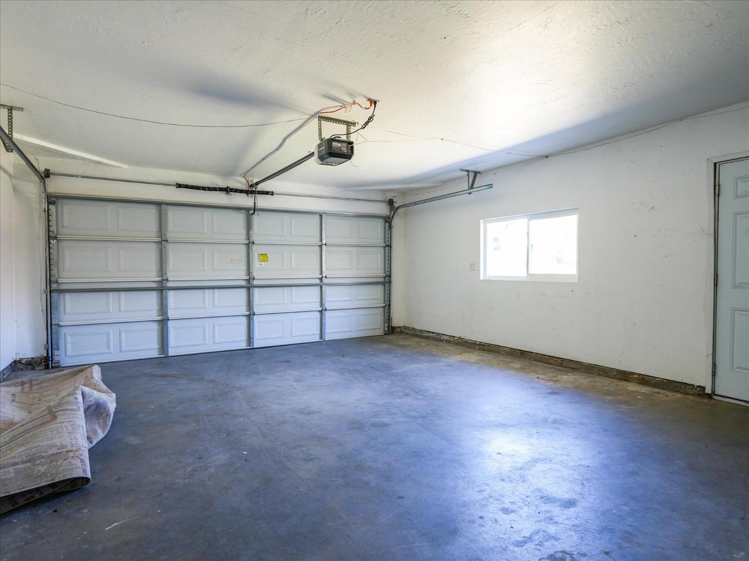 5358 E Tyler Ave, Fresno, CA 93727