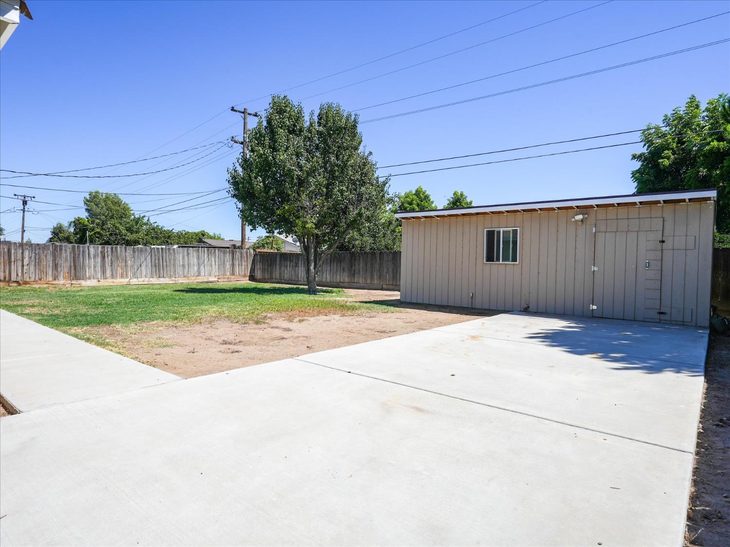 5358 E Tyler Ave, Fresno, CA 93727