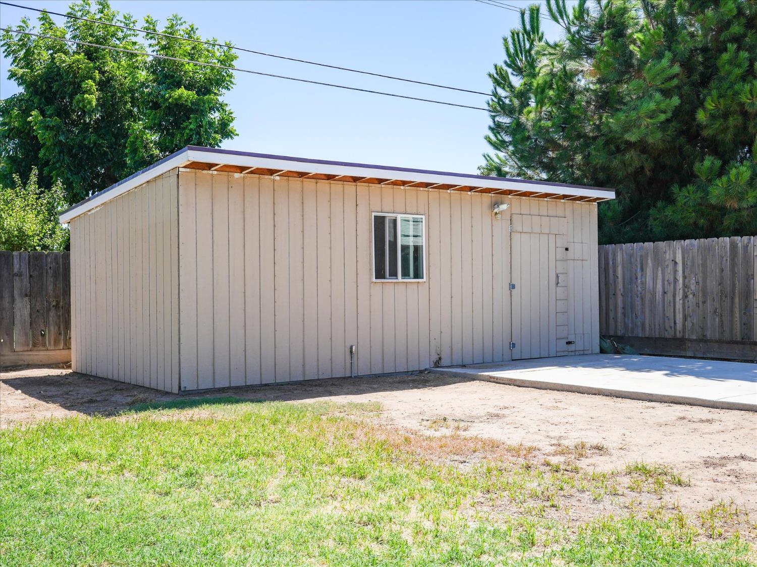5358 E Tyler Ave, Fresno, CA 93727