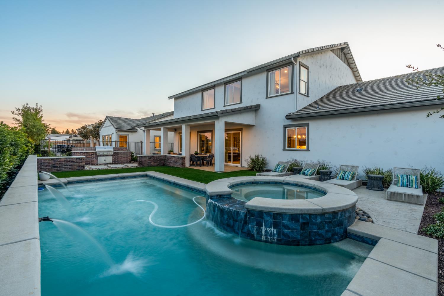 1691 Shirley, Clovis, CA 93619