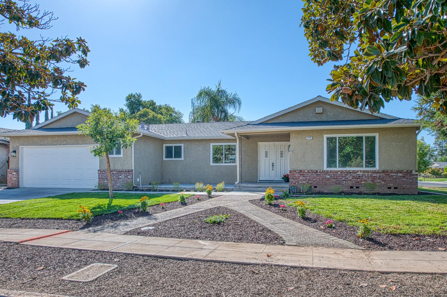 6569 N Teilman Ave, Fresno, CA 93711