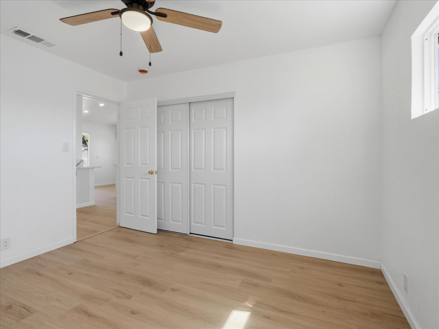 65 E Calimyrna Ave, Fresno, CA 93710