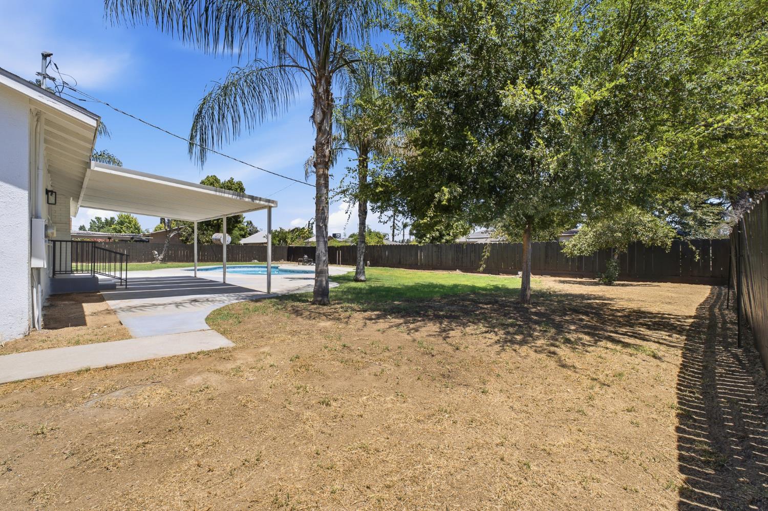 234 N Caesar Ave, Fresno, CA 93727