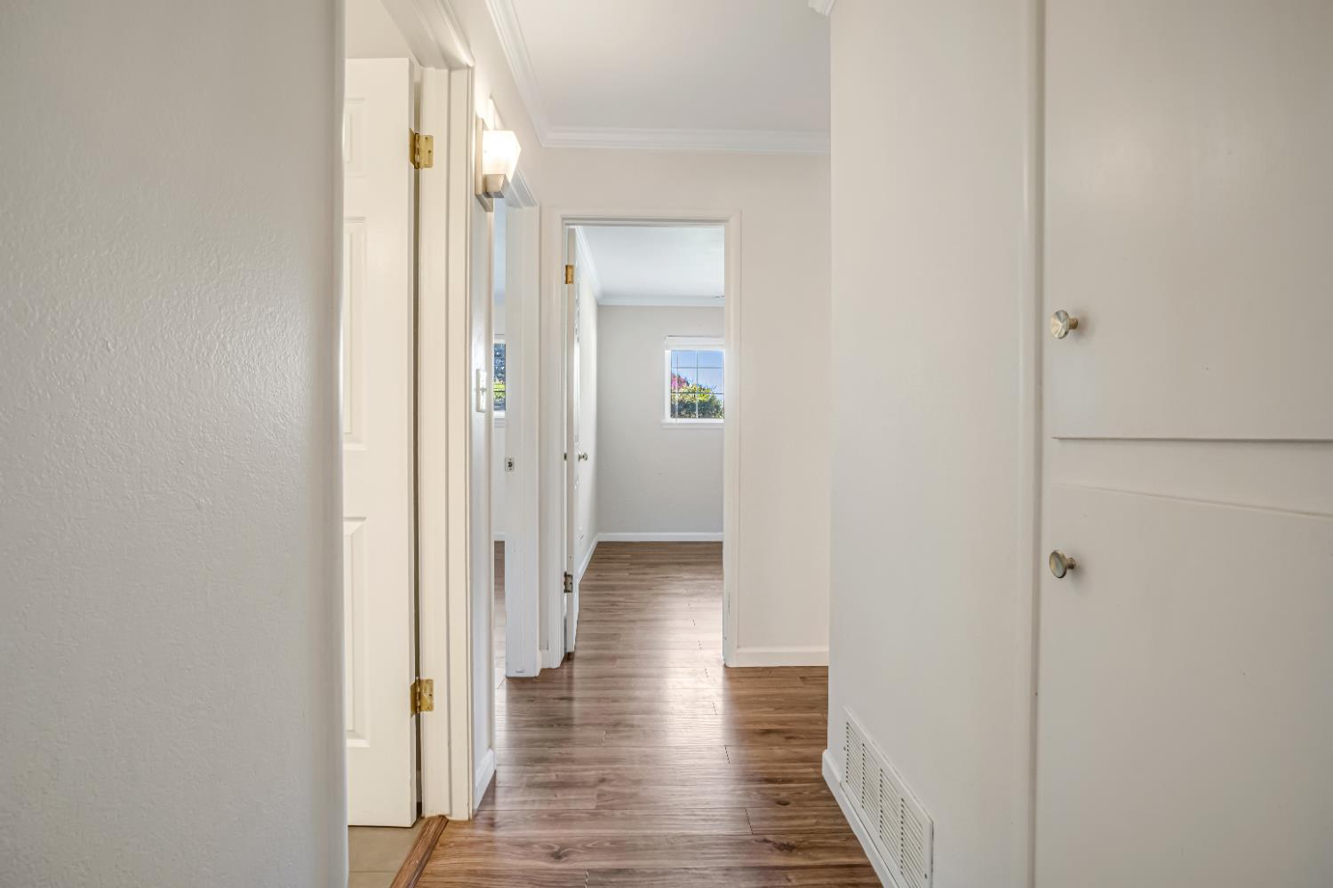 730 W Escalon Ave, Fresno, CA 93704